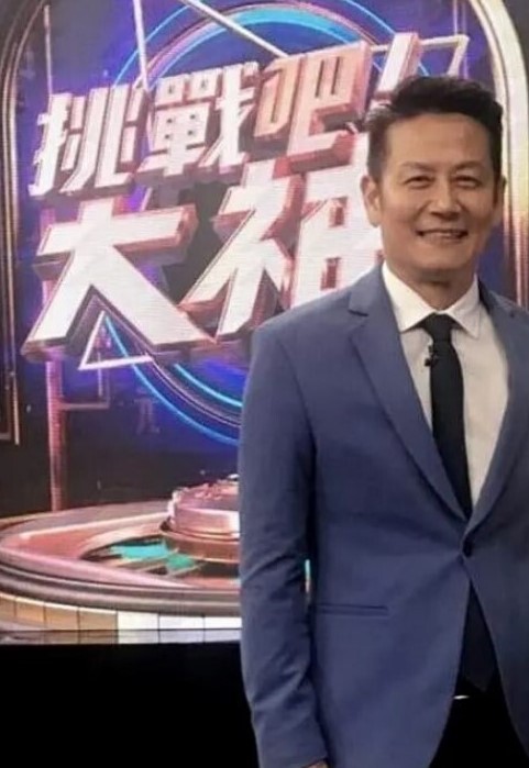 大三丫头新学期的第一堂课真实大学校园上课塞跳蛋自慰偷拍下课撒尿食堂打饭真实刺激 - 天堂AV影院